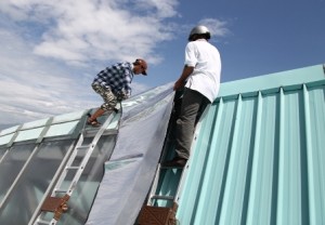 Dịch vụ lợp lại mái tôn quận 12